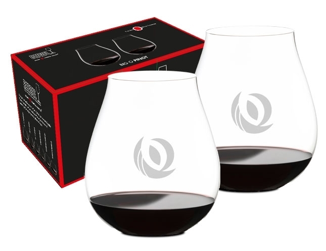 Picture of New World Pinot Noir, 25.75oz / Set of 2 - Etched